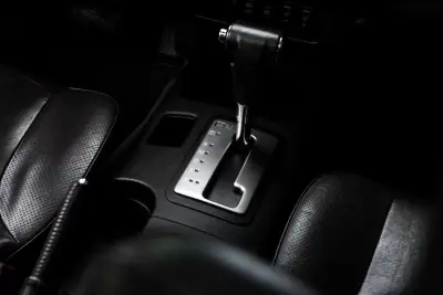 Nissan Navara 2010 - 21450 EUR, 253981 km - AUTO.MOTO.pt - 253981km - foto 28 de 33