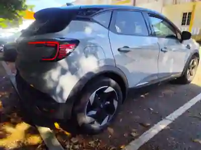 Renault Captur 2024 - 20990 EUR, 38700 km - 38700km - foto 3 de 10