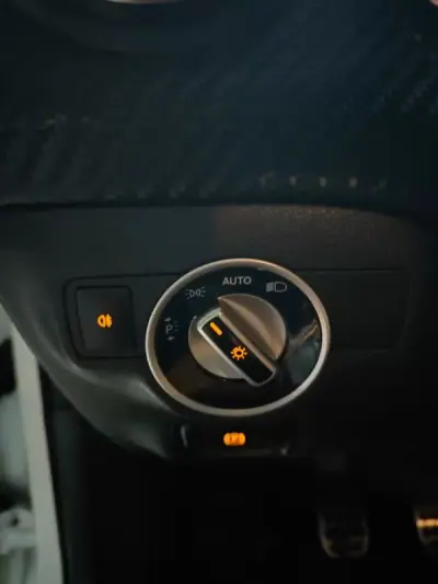 Mercedes-Benz A 180 2013 - 17650 EUR, 96800 km - AUTO.MOTO.pt - 96800km - foto 19 de 31