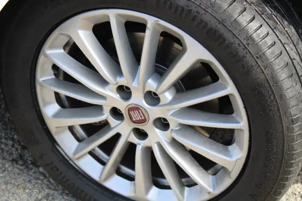 Fiat Tipo VAN 1.3 M-Jet 2022 - 10990 EUR, 116000 km - 116000km - foto 4 de 27