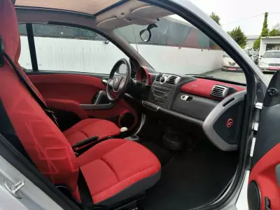 Smart ForTwo Coupé 2009 - 5250 EUR, 180773 km - AUTO.MOTO.pt - 180773km - foto 2 de 23
