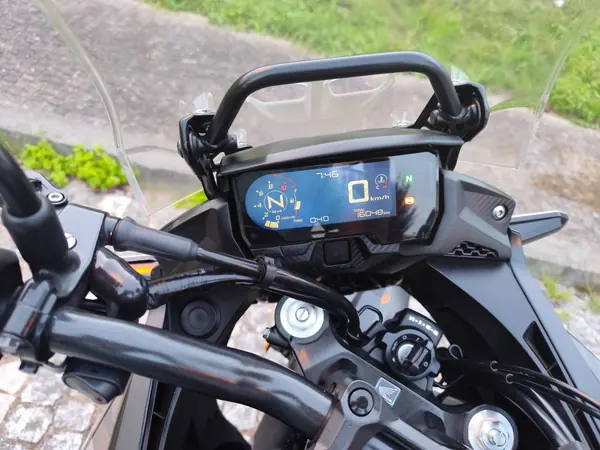 Honda CB500X ABS 2020 — foto 2 de 6