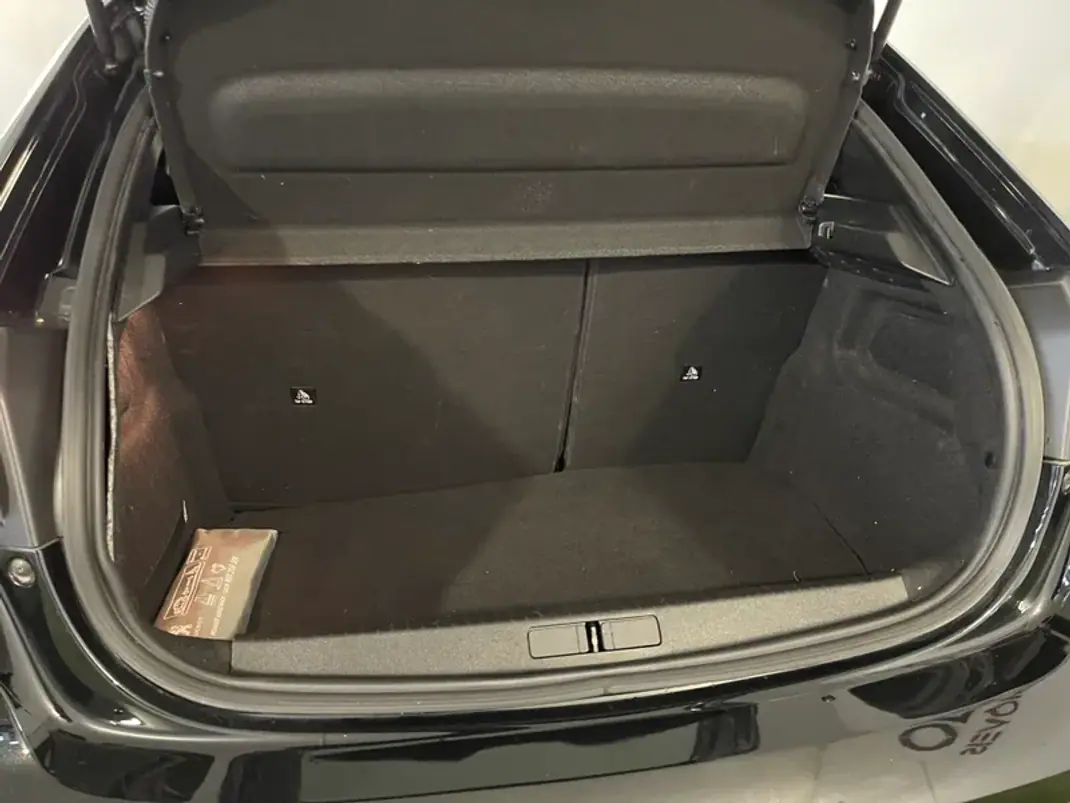 Peugeot 208 2022 - 13450 EUR, 145000 km - AUTO.MOTO.pt - 145000km - foto 29 de 29