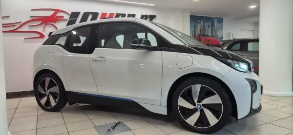 BMW i3 2017 - 17990 EUR, 55009 km - AUTO.MOTO.pt - 55009km - foto 11 de 44
