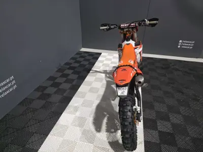 KTM SX 300 2023 - 10500 EUR, 77 km - AUTO.MOTO.pt - 77km - foto 7 de 23