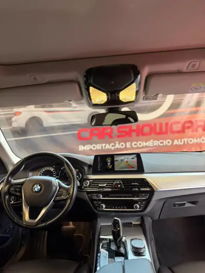 BMW 530e 2018 - 24900 EUR, 178000 km - AUTO.MOTO.pt - 178000km - foto 6 de 11