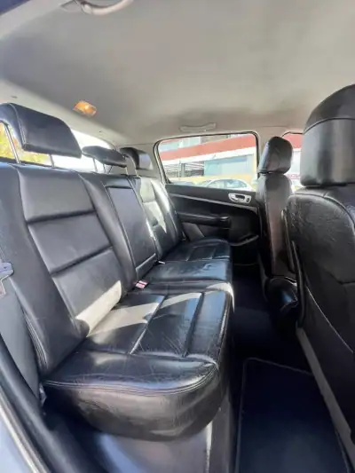 Peugeot 307 2002 - 5000 EUR, 234389 km - AUTO.MOTO.pt - 234389km - foto 9 de 9