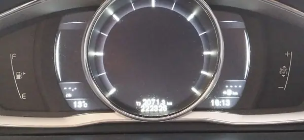 Volvo S60 2014 - 13950 EUR, 222328 km - AUTO.MOTO.pt - 222328km - foto 16 de 16
