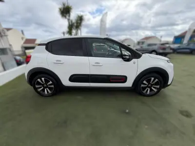 Citroën C3 2022 - 12990 EUR, 42506 km - foto 4 de 12
