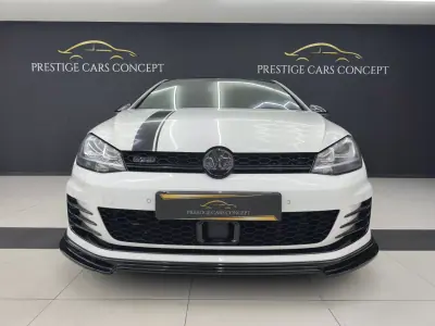 Volkswagen Golf 2015 - 20950 EUR, 133908 km - AUTO.MOTO.pt - 133908km - foto 10 de 41
