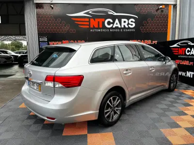 Toyota Avensis SW 2014 - 11900 EUR, 183000 km - AUTO.MOTO.pt - 183000km - foto 2 de 20