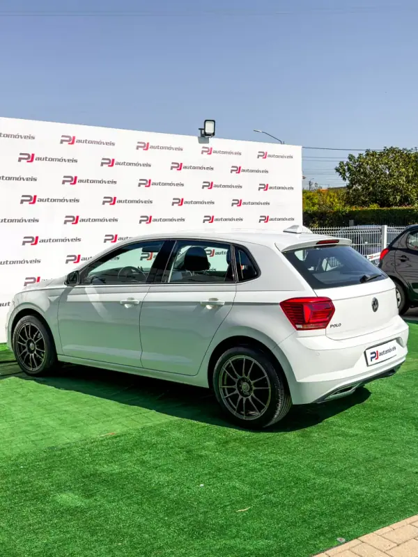 Volkswagen Polo 1.0 TSI Confortline 2018 Gasolina
