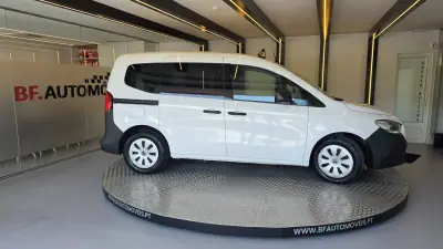 Mercedes-Benz Citan 2025 - 24950 EUR, 10603 km - AUTO.MOTO.pt - 10603km - foto 8 de 50