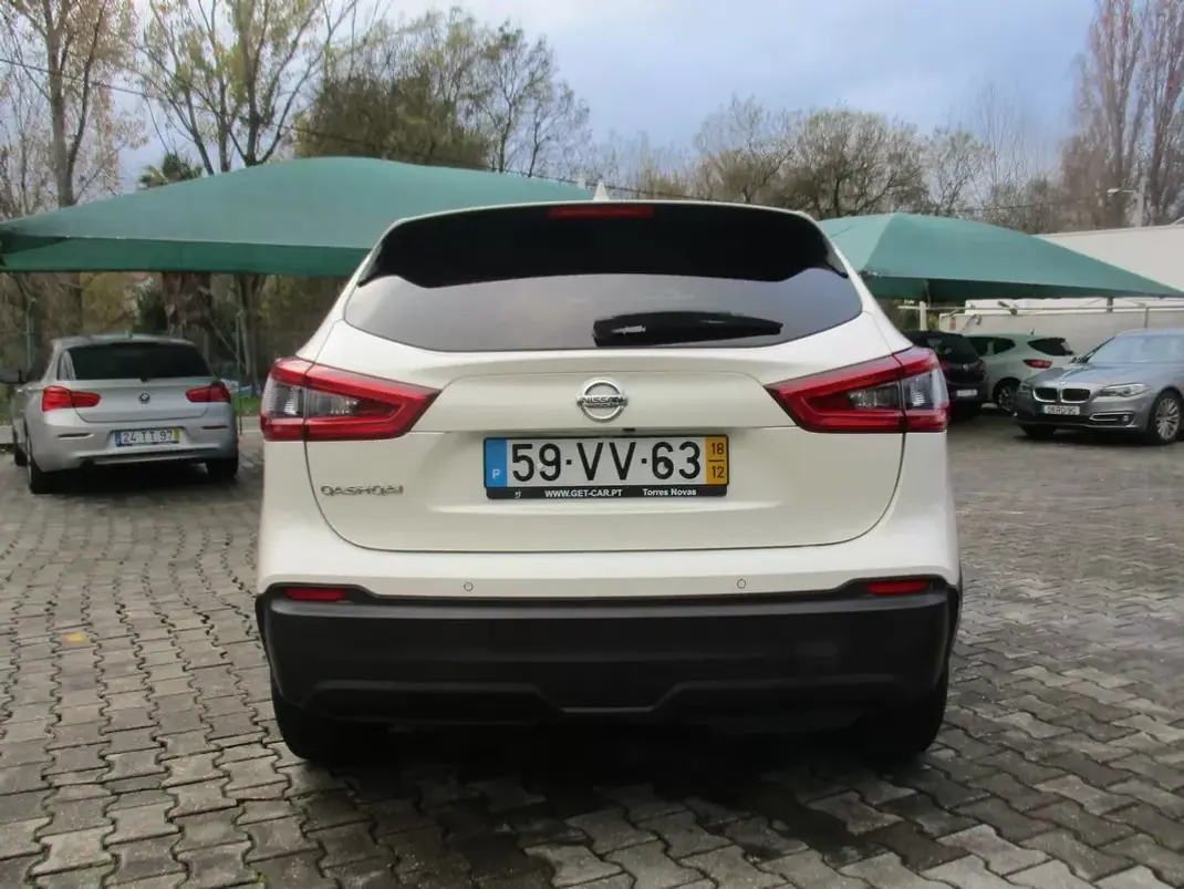 Nissan Qashqai 2018 - 15990 EUR, 170000 km - 170000km - foto 6 de 26
