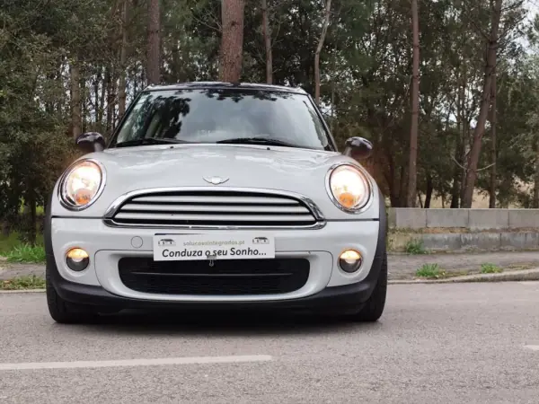 MINI Clubman 2011 - 7500 EUR, 293000 km - AUTO.MOTO.pt - 293000km - foto 36 de 65