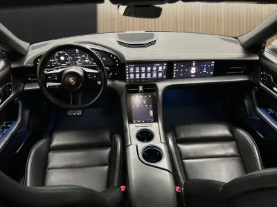 Porsche Taycan 2023 - 68800 EUR, 94000 km - AUTO.MOTO.pt - 94000km - foto 8 de 20