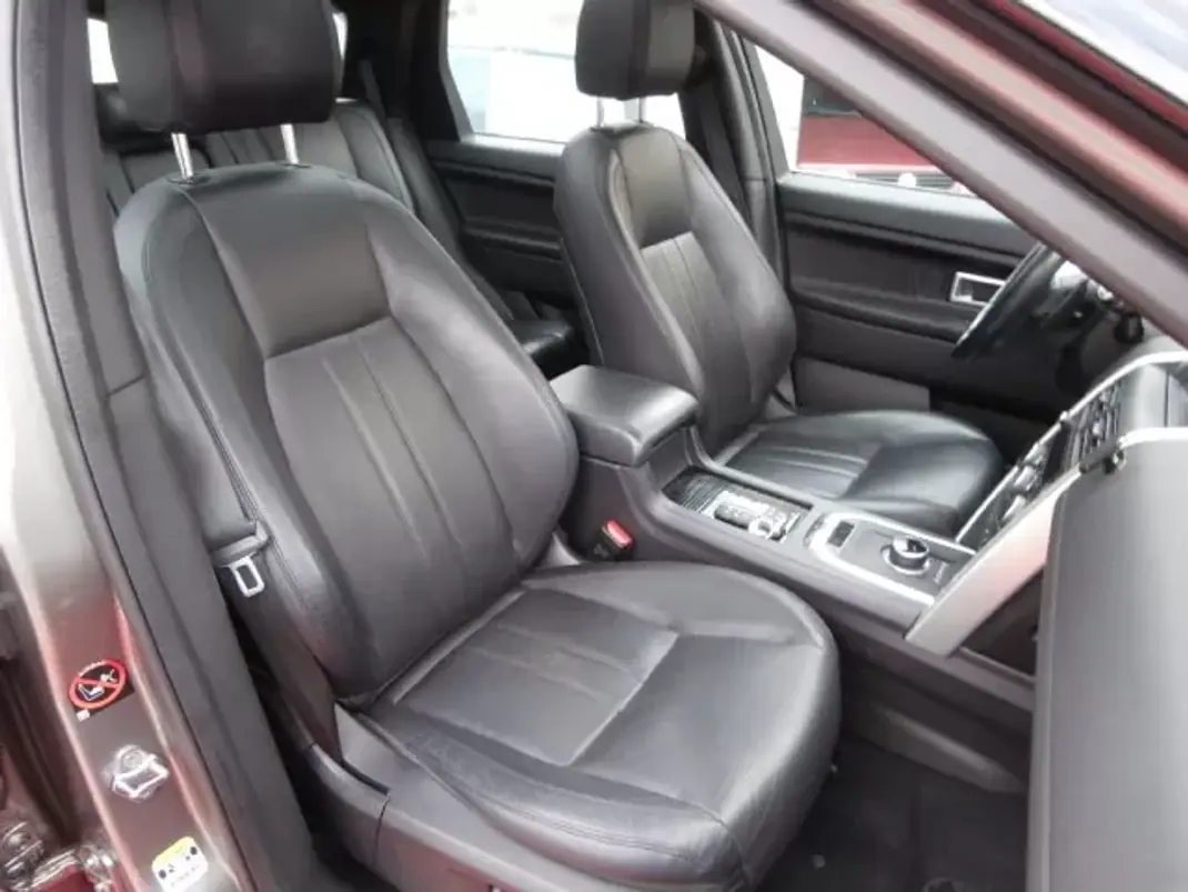 Land Rover Discovery Sport 2017 - 22500 EUR, 165585 km - 165585km - foto 32 de 37