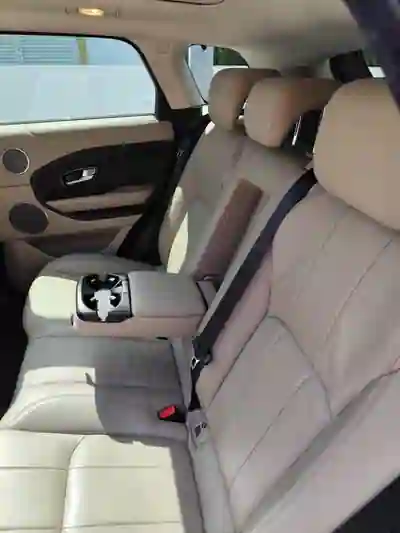 Land Rover Range Rover Evoque 2018 - 21500 EUR, 193800 km - 193800km - foto 5 de 13