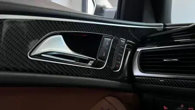 Audi RS6 Avant 2014 - 59990 EUR, 139435 km - AUTO.MOTO.pt - 139435km - foto 15 de 22