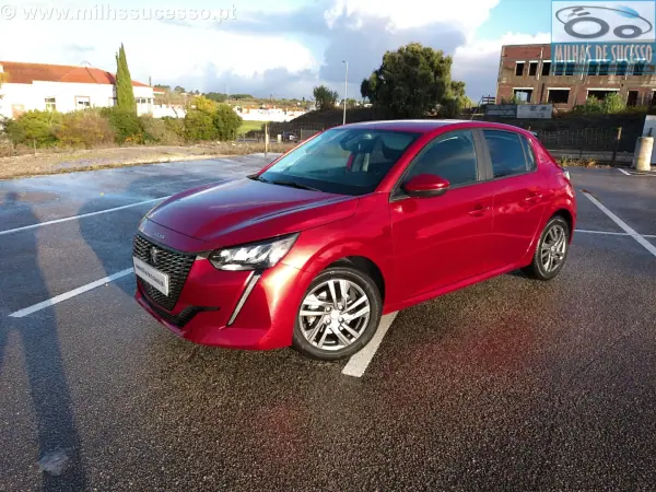 Peugeot 208 2021 - 14500 EUR, 40000 km - AUTO.MOTO.pt - 40000km - foto 2 de 35