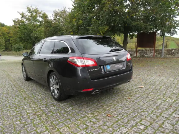 Peugeot 508 SW 2018 - 16990 EUR, 162000 km - AUTO.MOTO.pt - 162000km - foto 8 de 62