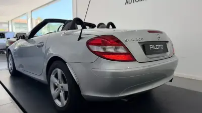Mercedes-Benz SLK 200 2006 - 16490 EUR, 133014 km - AUTO.MOTO.pt - 133014km - foto 5 de 25