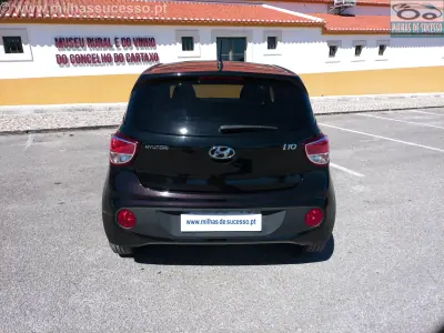 Hyundai i10 2018 - 8500 EUR, 132000 km - 132000km - foto 2 de 22