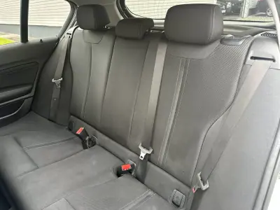 BMW 116 2016 - 17000 EUR, 220000 km - AUTO.MOTO.pt - 220000km - foto 27 de 51