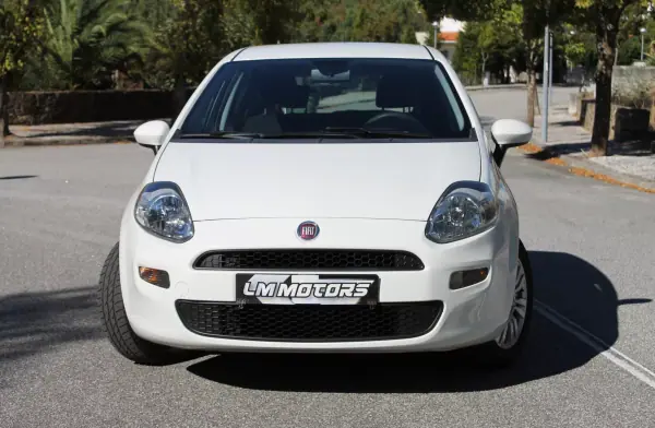 Fiat Punto 2017 — foto 2 de 30