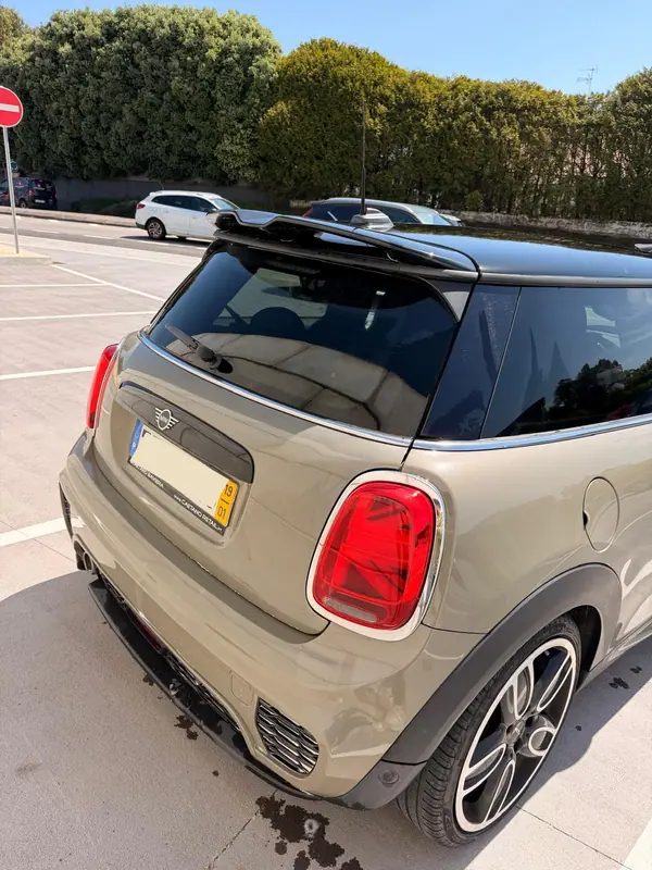 MINI One 2019 - 16499 EUR, 149000 km - AUTO.MOTO.pt - 149000km - foto 11 de 12