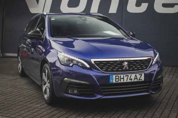 Peugeot 308 SW 2018 - 12350 EUR, 79660 km - AUTO.MOTO.pt - 79660km - foto 17 de 27