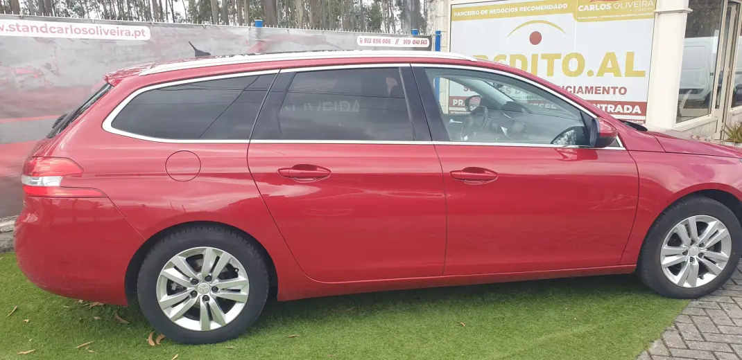 Peugeot 308 SW 2014 - 7750 EUR, 244000 km - AUTO.MOTO.pt - 244000km - foto 6 de 11