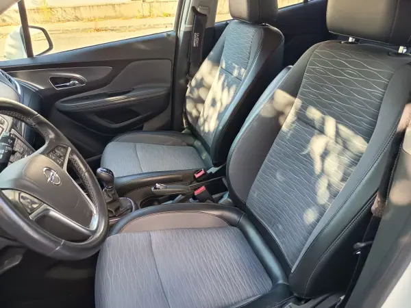 Opel Mokka X 2015 - 9990 EUR, 113500 km - AUTO.MOTO.pt - 113500km - foto 14 de 22