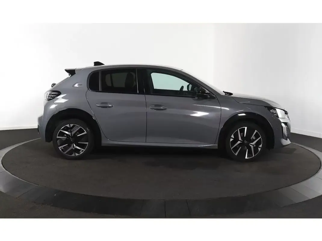 Peugeot 208 2025 - 23990 EUR, 32892 km - AUTO.MOTO.pt - 32892km - foto 6 de 20