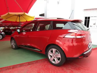 Renault Clio Sport Tourer 2014 - 8499 EUR, 167211 km - 167211km - foto 5 de 14