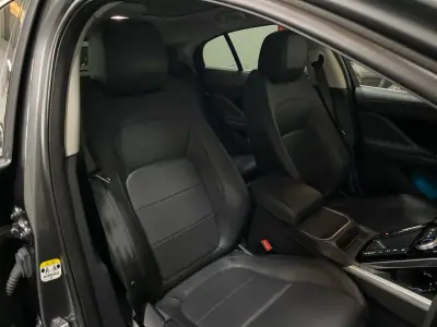 Jaguar I-Pace 2020 - 29950 EUR, 57940 km - AUTO.MOTO.pt - 57940km - foto 18 de 20