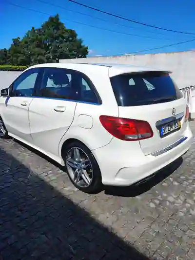 Mercedes-Benz B 180 2016 - 13500 EUR, 168000 km - 168000km - foto 5 de 14