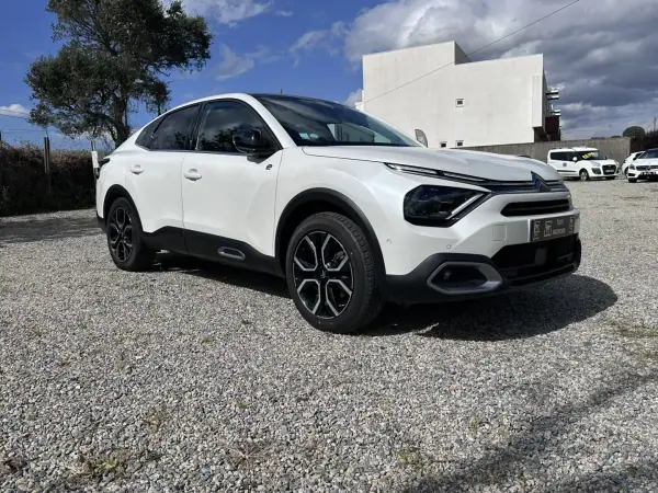 Citroën e-C4 X 2022 - 21990 EUR, 32000 km - AUTO.MOTO.pt - 32000km - foto 2 de 21