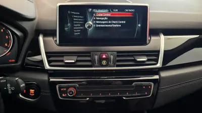 BMW 216 Active Tourer 2017 - 16990 EUR, 118407 km - AUTO.MOTO.pt - 118407km - foto 44 de 72