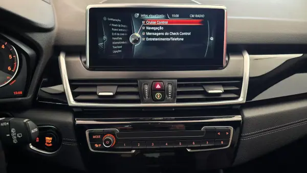 BMW 216 Active Tourer 2017 - 16990 EUR, 118407 km - AUTO.MOTO.pt - 118407km - foto 44 de 72