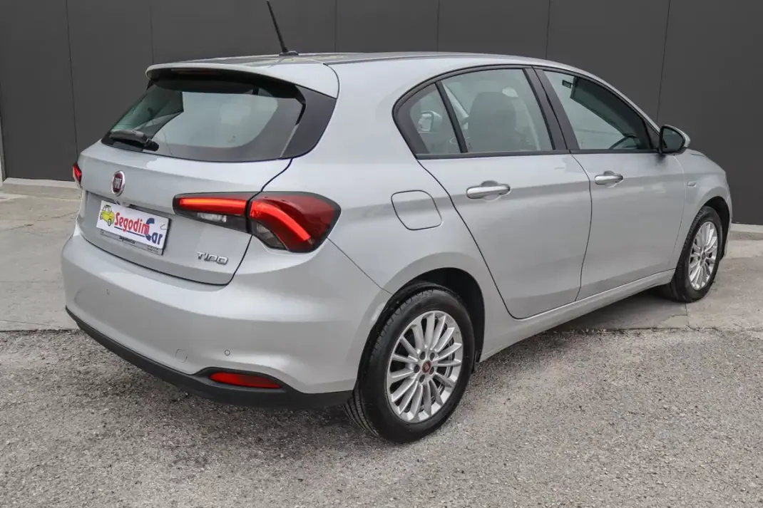 Fiat Tipo 2021 - 12250 EUR, 61465 km - 61465km - foto 4 de 26