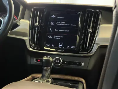 Volvo V90 2018 - 27490 EUR, 160000 km - AUTO.MOTO.pt - 160000km - foto 13 de 53