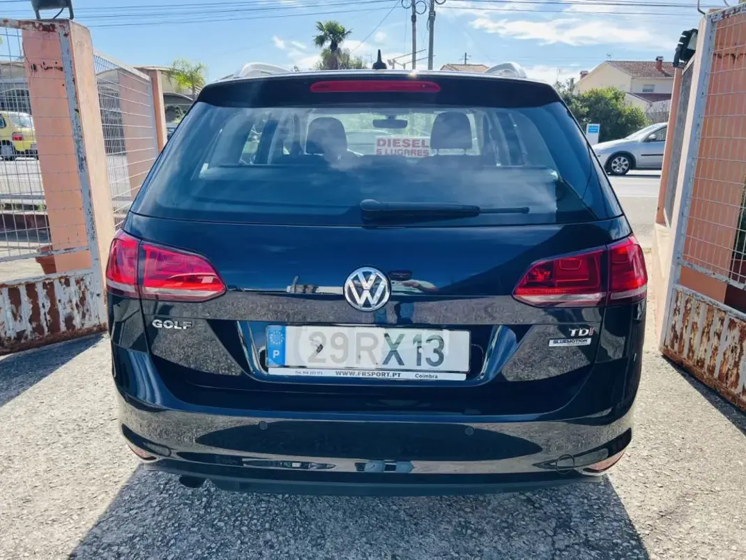 Volkswagen Golf Variant 2016 - 12500 EUR, 147140 km - AUTO.MOTO.pt - 147140km - foto 9 de 11