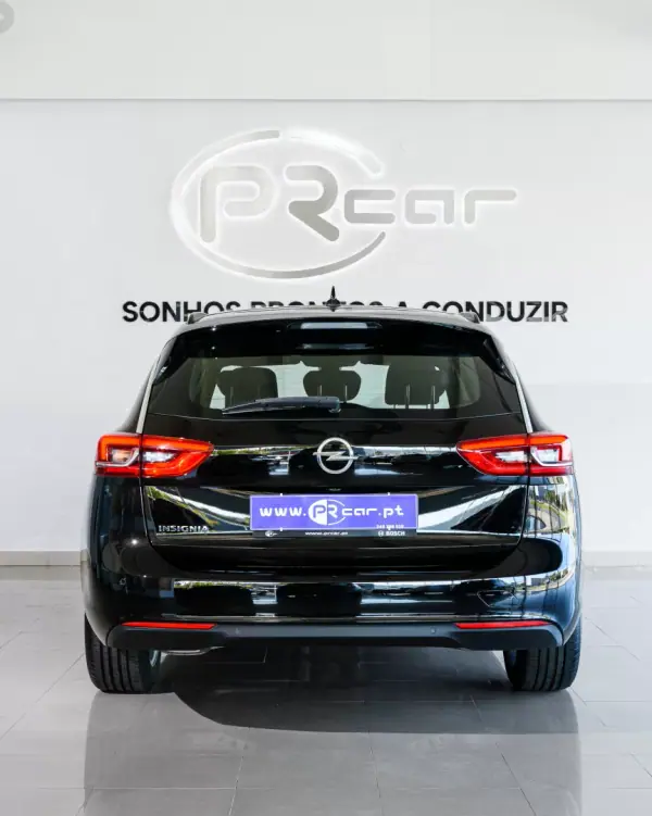 Opel Insignia Sports Tourer 2021 - 15900 EUR, 91563 km - AUTO.MOTO.pt - 91563km - foto 12 de 35