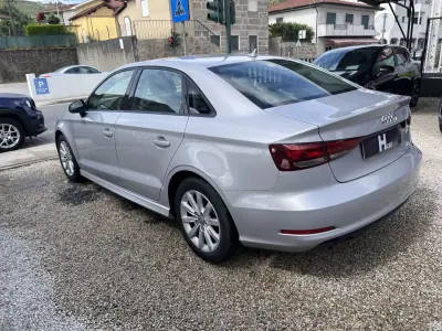 Audi A3 Limousine 2015 - 13900 EUR, 148500 km - AUTO.MOTO.pt - 148500km - foto 6 de 18
