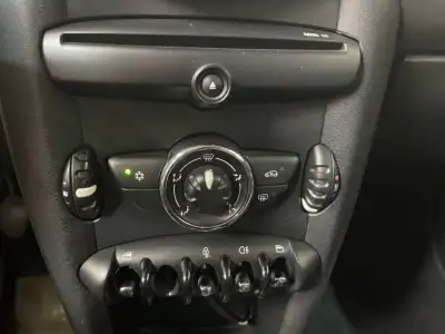 MINI One 2011 - 8500 EUR, 230000 km - AUTO.MOTO.pt - 230000km - foto 33 de 35