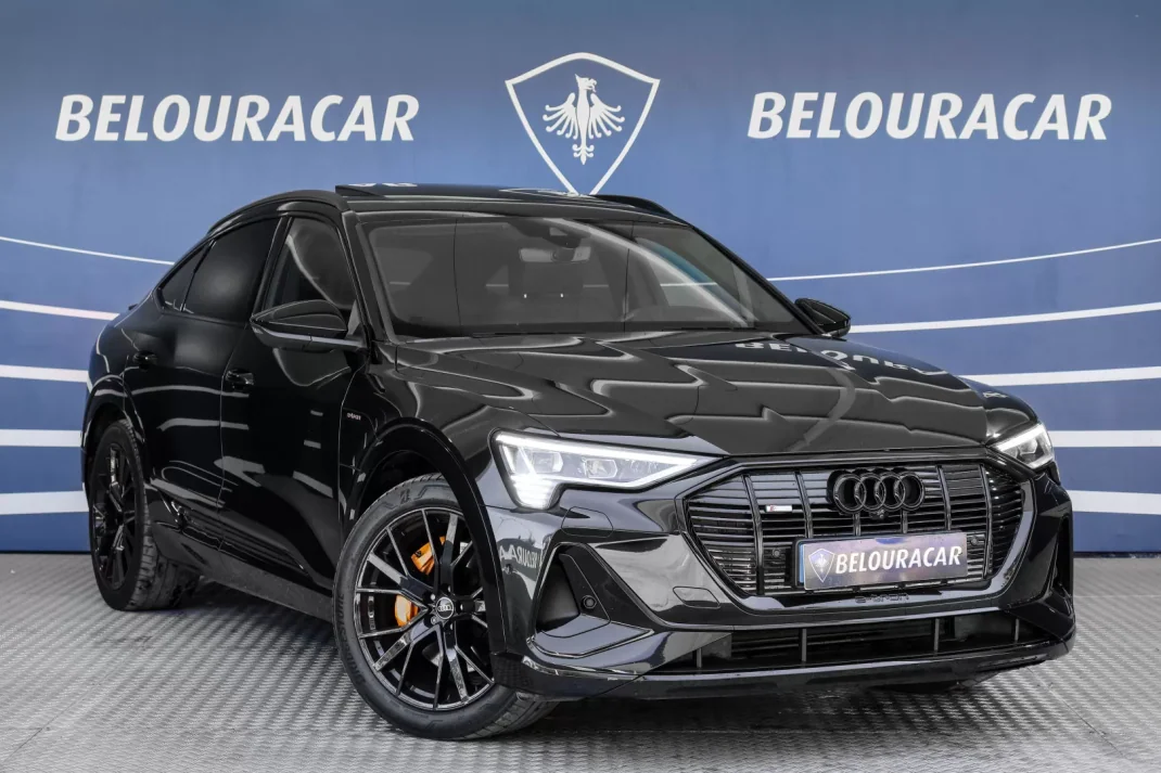 Audi e-tron Sportback 2022 - 47500 EUR, 62757 km - AUTO.MOTO.pt - 62757km - foto 1 de 19