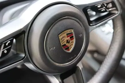 Porsche Cayenne 2015 - 41900 EUR, 140000 km - 140000km - foto 10 de 32