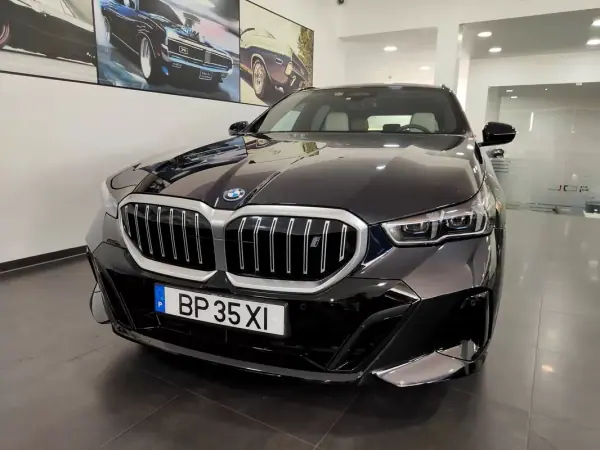 BMW i5 2024 - 53990 EUR, 29000 km - AUTO.MOTO.pt - 29000km - foto 14 de 58