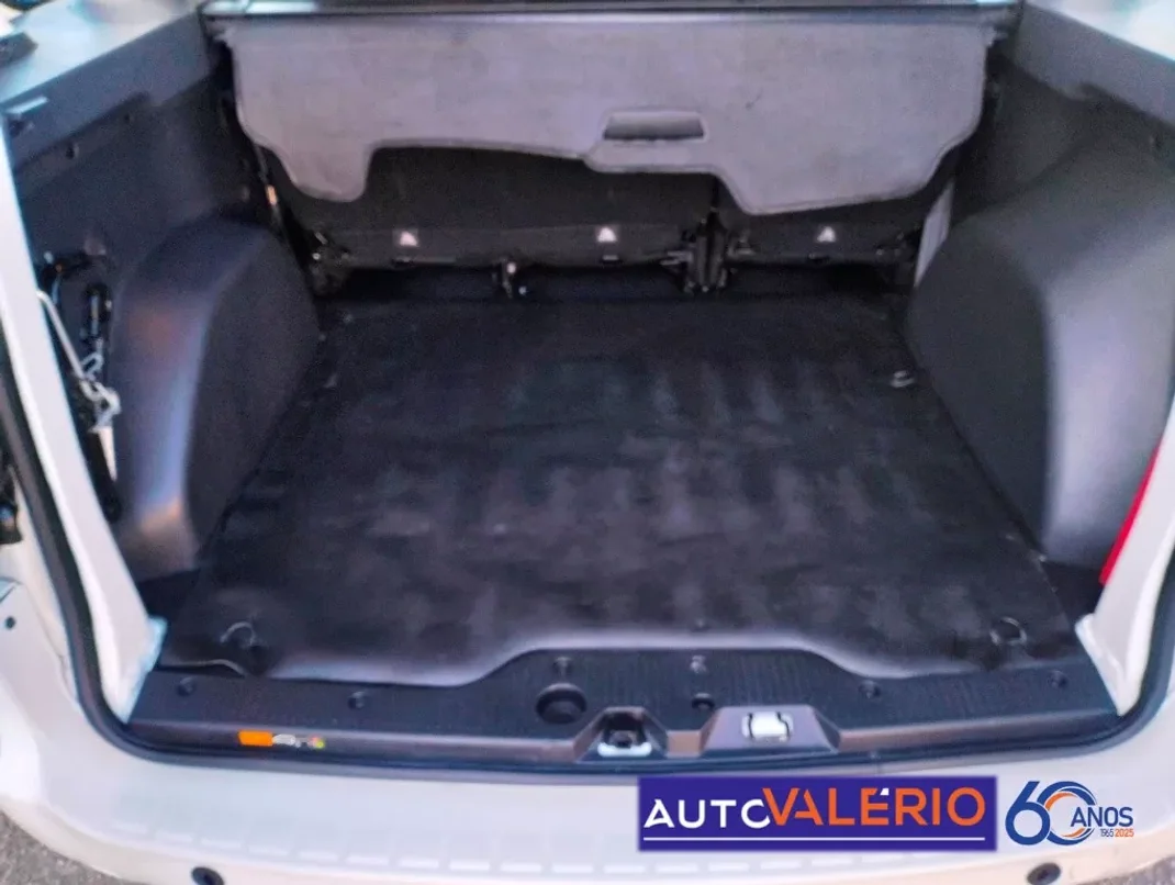 Dacia Dokker 2020 - 17950 EUR, 37215 km - AUTO.MOTO.pt - 37215km - foto 26 de 29